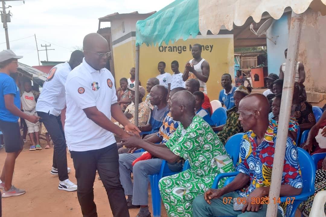 Soutien association Eklo├®oun 58