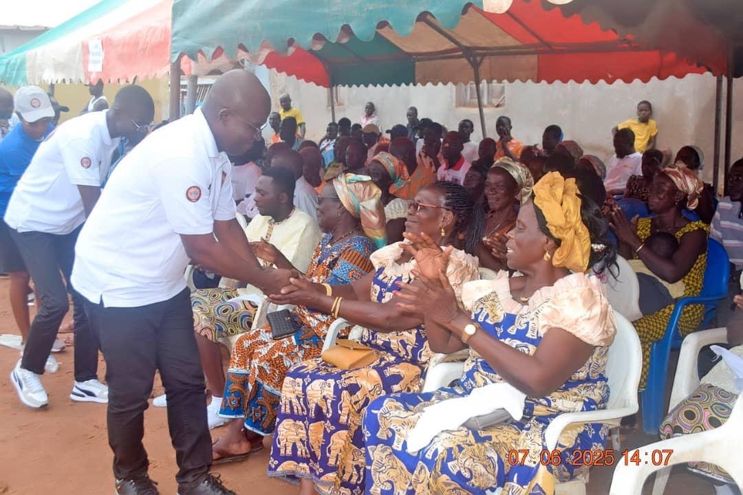 Soutien association Eklo├®oun 61