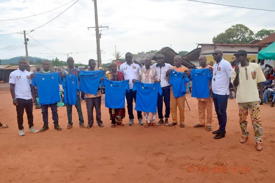 Soutien association Eklo├®oun 76