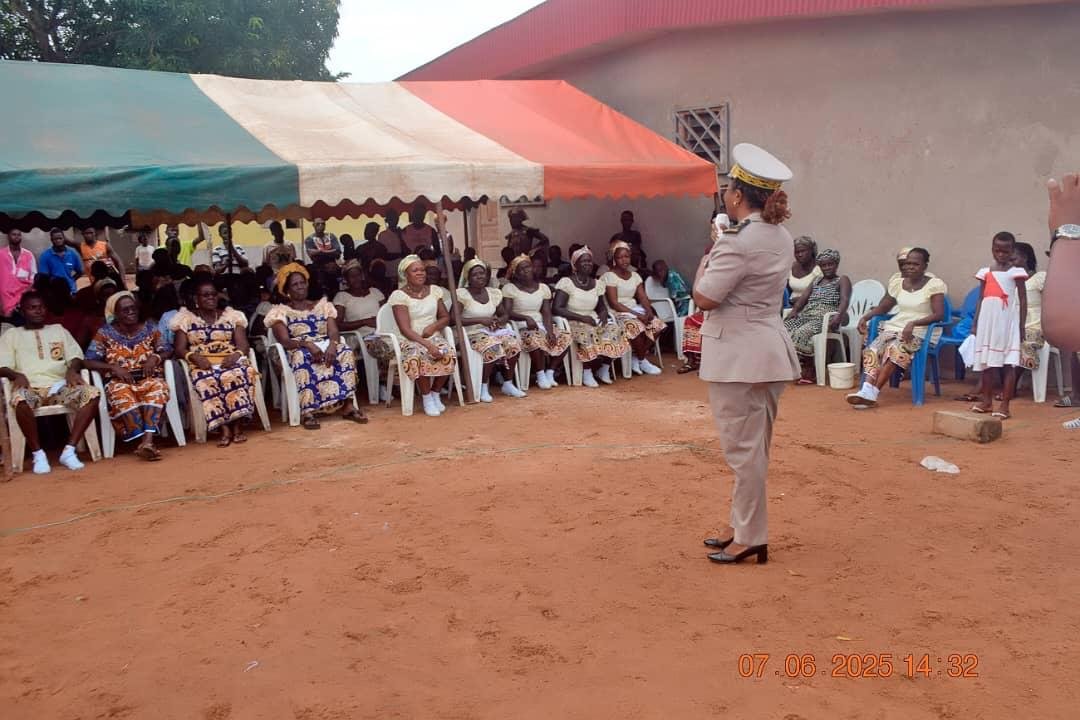 Soutien association Ekloéoun 6